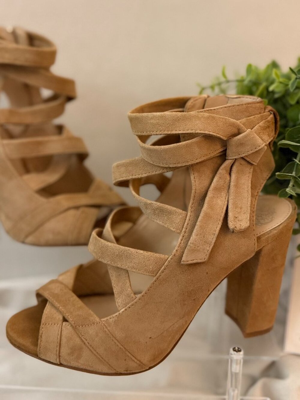 Vince Camuto Camel Suede Strappy Block Heel Sandals Shoes Size 7